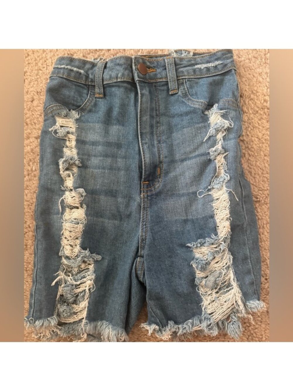 NEW FASHION NOVA DENIM SHORTS DISTRESSED SIZE 5